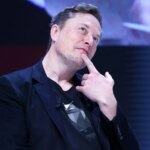 Tesla втрачає підтримку: інвестори відмовили Маску у космічній винагороді