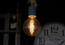 В Україні 18 листопада графіки діятимуть цілу добу: скільки черг вимикатимуть