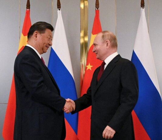 Залежність москви від Китаю зростає попри скорочення обсягів торгівлі — розвідка