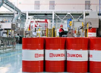 Ще одна компанія зі США розглядає можливість придбання активів російського "Лукойлу"