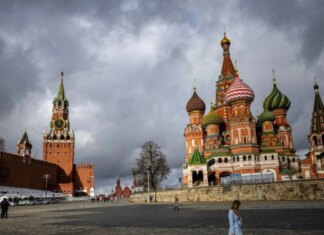 рф підвищує податки та розширює коло платників, очікуючи кошти на військові витрати