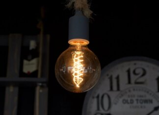 рф атакувала енергетику у чотирьох областях, графіки цілодобово у всіх регіонах — Міненерго