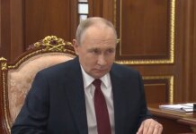 путіну доповіли про обвал сировинних доходів та рекордний дефіцит бюджету росії