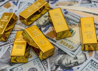 Золото досягло тижневого максимуму після сигналів ФРС про можливе грудневе зниження ставок