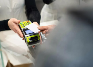 Украинцы не получают Нацкешбэк месяцами: что случилось и когда придут выплаты