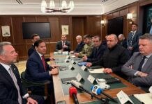 На столе переговоров в Майами график выборов в Украине и «обмен территориями», — WSJ