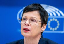 В ЕС работают над открытием кластеров для Украины до конца ноября, — еврокомиссар