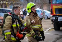 В Николаеве загорелся балкон в многоэтажке: пожар быстро ликвидировали, — ФОТО