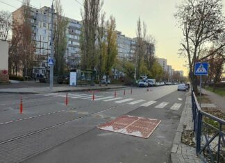 «Берлинские подушки» в Николаеве: возле школы установили новые средства безопасности, — ФОТО