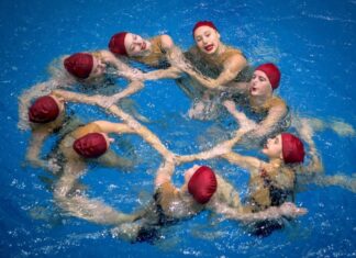 Вышли в топ страны: николаевские синхронистки с медалями чемпионата Украины, — ФОТО