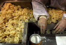 Китай вводить податок на презервативи для підвищення народжуваності