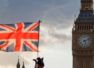 Британія готова передати Україні 8 мільярдів фунтів заморожених російських активів — The Times