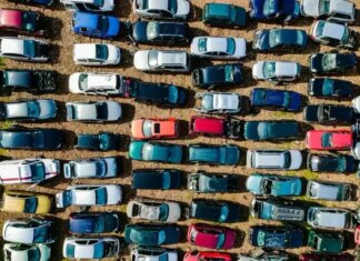 ЕС отменяет запрет на бензиновые и дизельные автомобили с 2035 года: что предусматривается