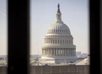 Палата представителей США отклонила резолюции по военным операциям Трампа в Карибском регионе