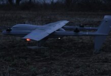 Атака дронов: в аэропорту Внуково частичные ограничения полетов, минобороны рф рапортует о десятках сбитых беспилотников