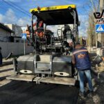 Николаевские коммунальщики получили передовую технику для ремонта дорог благодаря международной поддержке