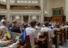Оппозиция снова заблокировала трибуну в Верховной Раде