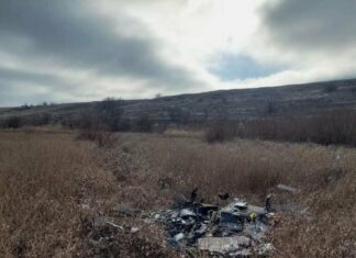 В Николаевской области полицейские взорвали боевую часть вражеского дрона, не взорвавшуюся после падения