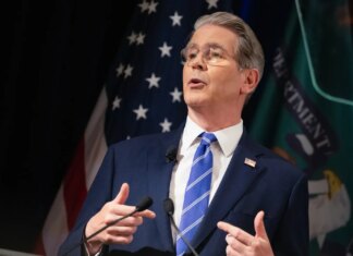 США можуть скасувати частину нафтових санкцій проти Венесуели вже наступного тижня