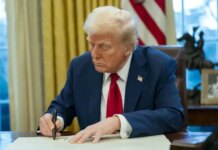 Трамп угрожает заблокировать инвестиции ExxonMobil в Венесуэле — The Guardian