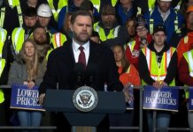 Джей Ди Вэнс призвал власти Миннеаполиса к сотрудничеству с ICE для уменьшения "хаоса"