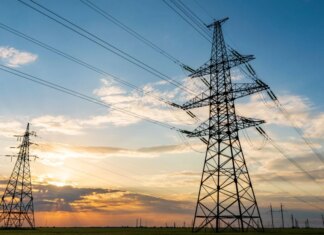 В Молдове возобновили подачу электроэнергии после масштабного сбоя в сети