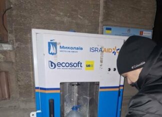 Морозы не остановили: где в Николаеве работают точки выдачи питьевой воды