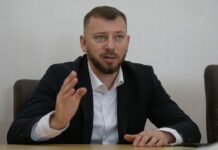 Нардепы до большой войны получали в «конвертах» и до 20 тысяч долларов в месяц, — САП