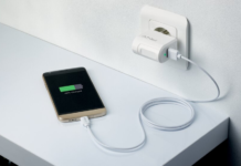 Почему зарядка становится «адской»: техэксперты объяснили, когда гаджет еще можно спасти