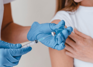 В Николаеве уже 609 девушек вакцинировались от ВПЧ