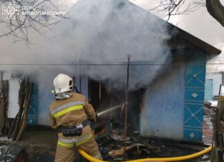 Подгорелая еда и загорелось перекрытие: спасатели ликвидировали три пожара на Николаевщине
