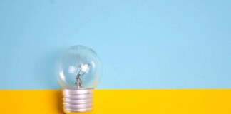 Завтра по всій Україні вимикатимуть світло: які обмеження будуть діяти