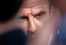 "Без давления на украинцев и чтобы не зависеть от третьих сторон": Макрон хочет "европейского подхода" к диалогу с путиным