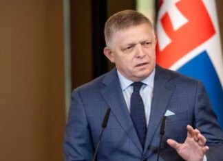 Фицо принял предложение Зеленского провести совместные переговоры по всем аспектам украинско-словацкого сотрудничества