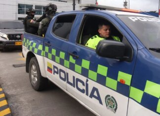 В Колумбии обстреляли кортеж сенатора: погибли охранники