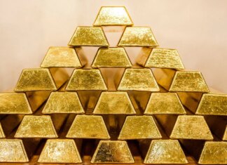 Золото дорожчає на тлі обвалу ринків, срібло демонструє волатильність