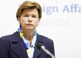 Латвия об обстрелах энергетики Украины: "Это террор, чтобы заморозить людей насмерть"