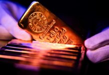 Золото закріпилося вище 5000 доларів на тлі очікувань зниження ставок ФРС