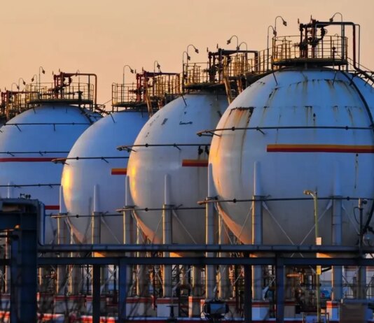 Попри санкції рф розширює флот для експорту газу з Arctic LNG 2 — Bloomberg