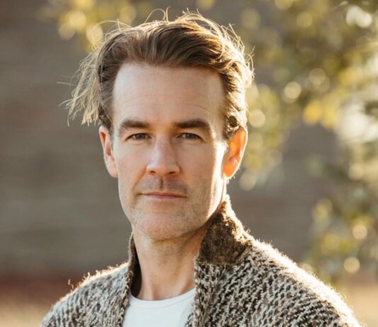 Умер звезда "Бухты Доусона" Джеймс Ван Дер Бик