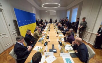 Зеленський зустрівся з лідерами світових інвестиційних компаній у Мюнхені