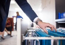 Крига скресла: боротьба з тиском на бізнес зрушила з мертвої точки, але замовні справи ще нікуди не зникли