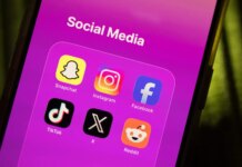 Партия Мерца в Германии планирует ограничить доступ к соцсетям для подростков