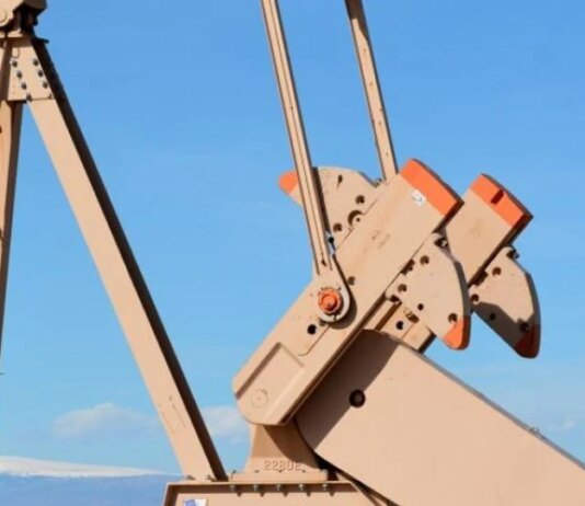 росія переходить на більші танкери на тлі нарощування поставок нафти до Китаю — Bloomberg