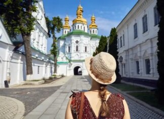 Які області очолили рейтинг надходжень від туристичного збору у 2025 році