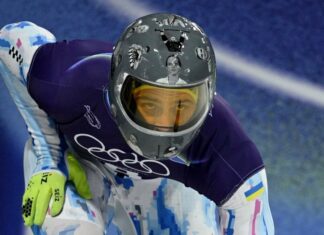 Олимпийские игры 2026: украинского спортсмена отстранили от соревнований из-за «шлема памятью»