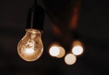 Не более шести часов: жителям Николаевской области сообщили о новых графиках отключений