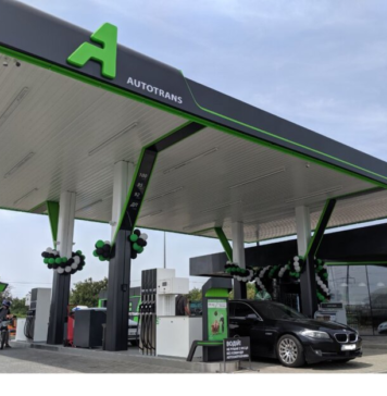 Хитрости АЗС: водителям рассказали, почему нельзя заправляться на определённую сумму