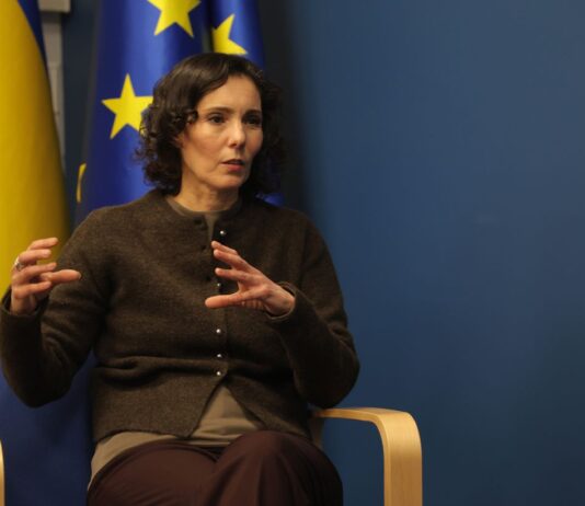 Украина получит новые транши от ЕС в ближайшее время: заявление еврокомиссара