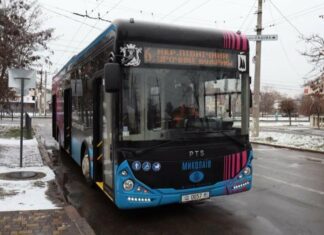 Без трамваев и части троллейбусов: как курсирует транспорт в Николаеве